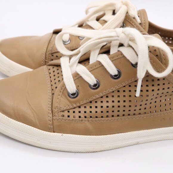 Calvin Klein Marigold Leather Fashion Sneakers Women's Size 8 (EU 38)Brown Shoes - Picture 6 of 16